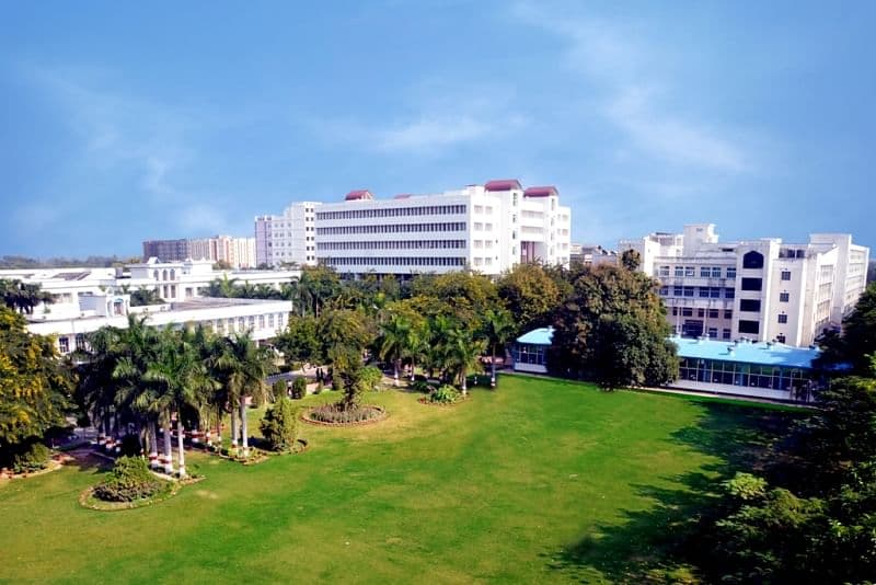Integral University Campus